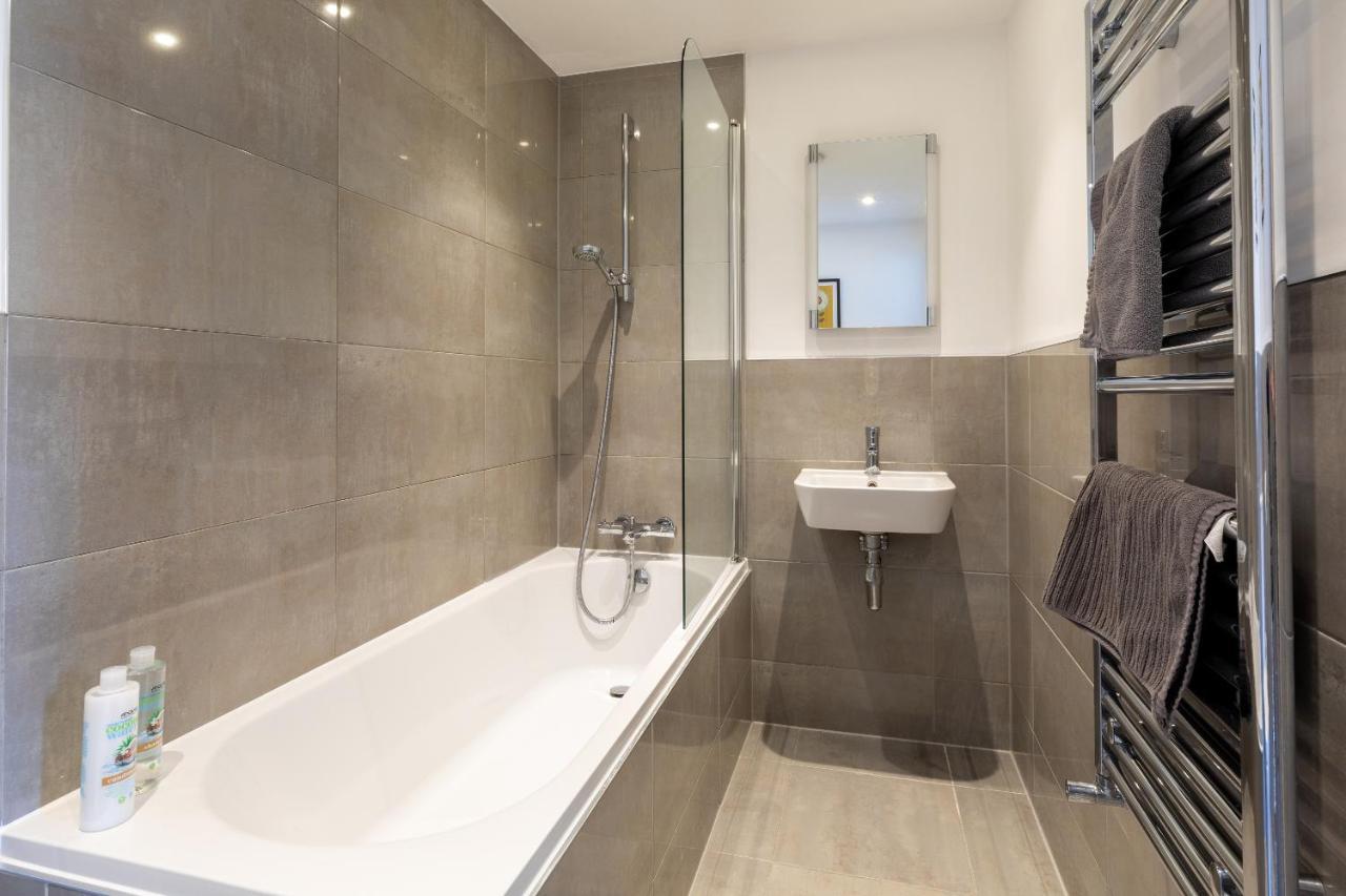 X-Large Two Bedroom & Two Bathroom Apartment With Free Evening Parking Southampton Exterior foto